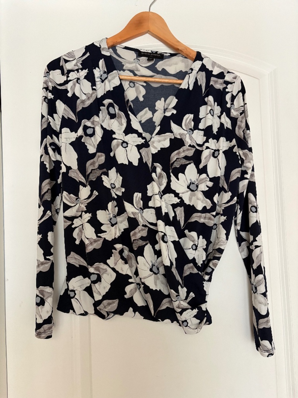 Banana Republic Factory wrap floral top